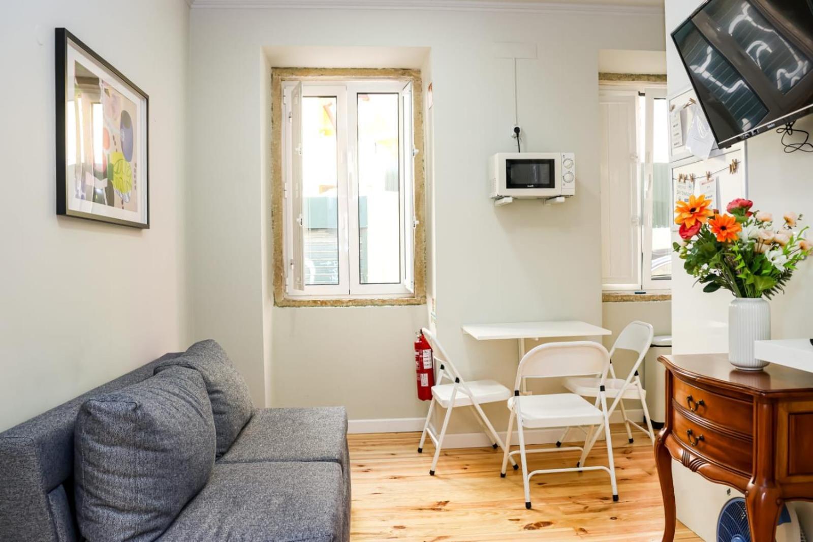 Residencia Queiros - Apartamento T1 ลิสบอน ภายนอก รูปภาพ