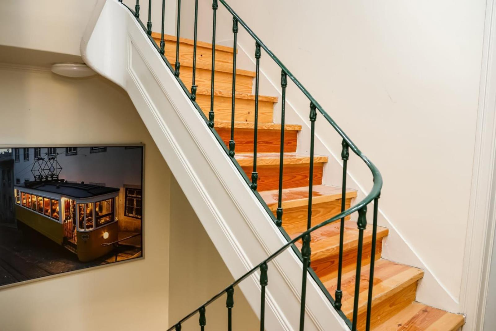 Residencia Queiros - Apartamento T1 ลิสบอน ภายนอก รูปภาพ